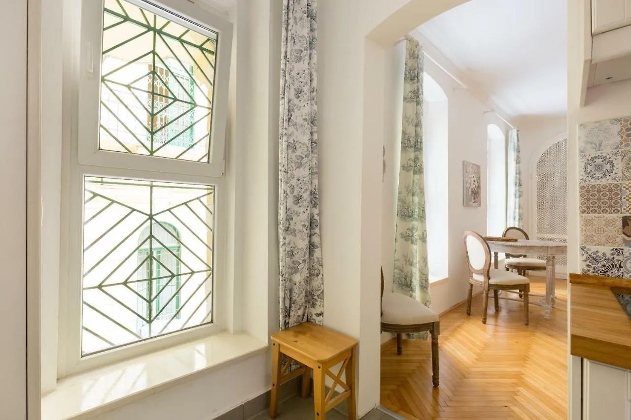Vintage Style Apartment Budapest