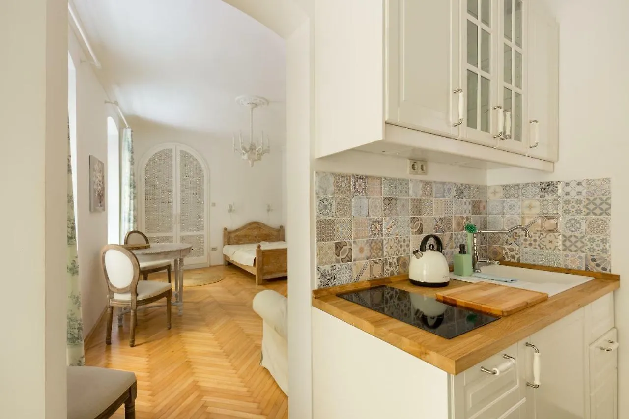 Vintage Style Apartment Budapest 0*,